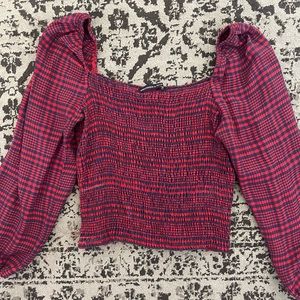 ABERCROMBIE AND FITCH TOP